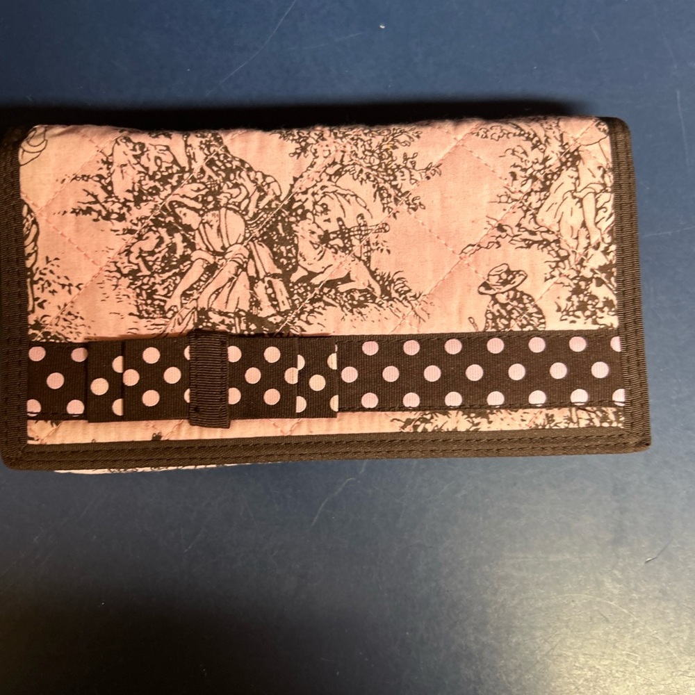 Chic Pink and Brown Polka Dot FarmWomen's Clutch Crossbody Wallet Vintage Purse